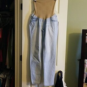 Jessica Simpson maternity jeans